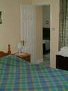 Отели типа «постель и завтрак» Claremont House Дун-Лэаре-5